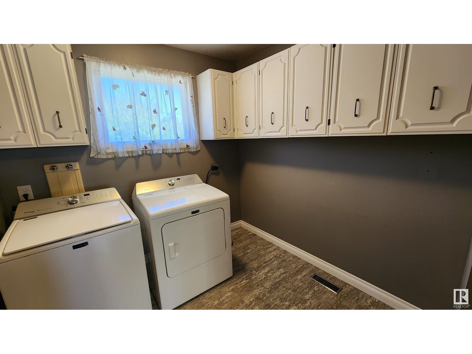 5413 50 St, Elk Point, Alberta  T0A 1A0 - Photo 15 - E4437224