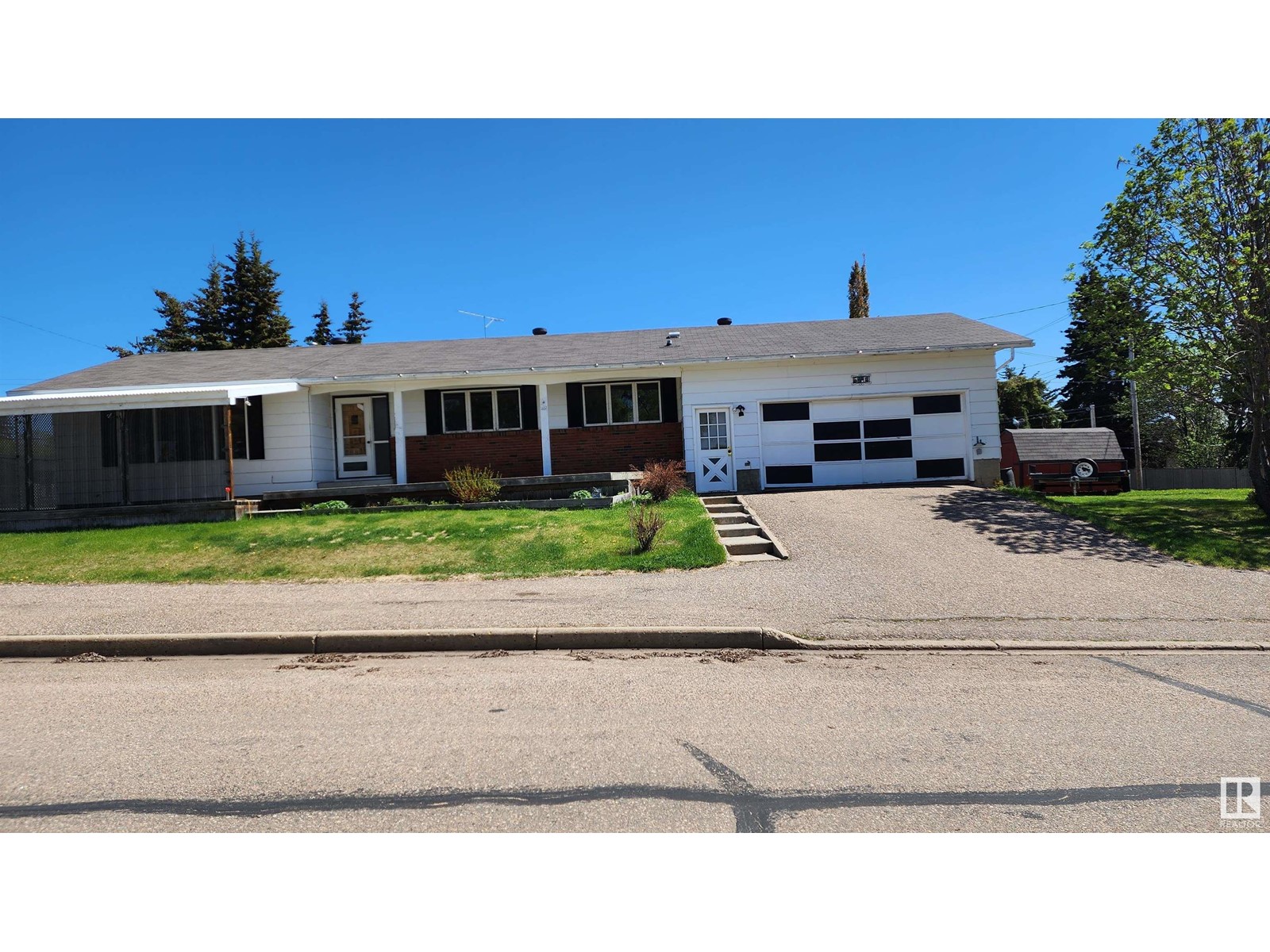 5413 50 St, Elk Point, Alberta  T0A 1A0 - Photo 40 - E4437224