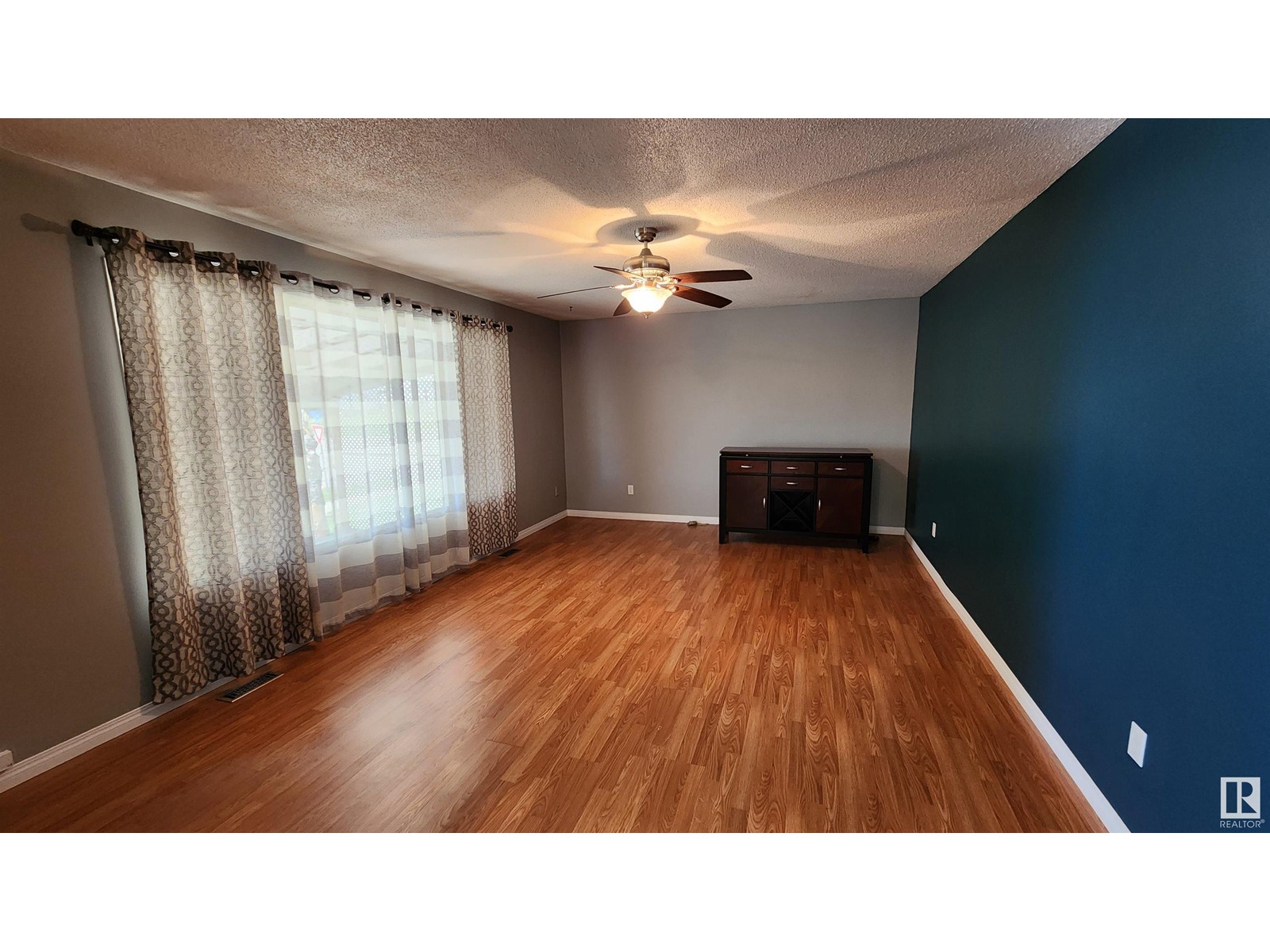 5413 50 St, Elk Point, Alberta  T0A 1A0 - Photo 6 - E4437224