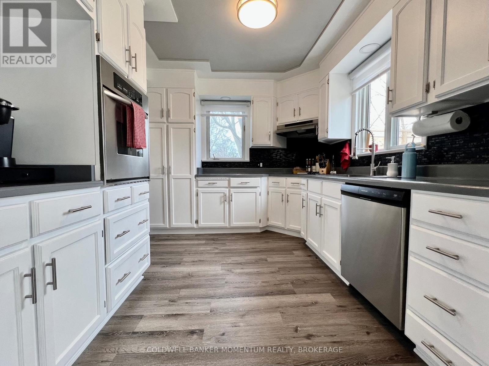 43 Beamer Avenue, St. Catharines (Bunting/linwell), Ontario  L2M 2L6 - Photo 12 - X12097722