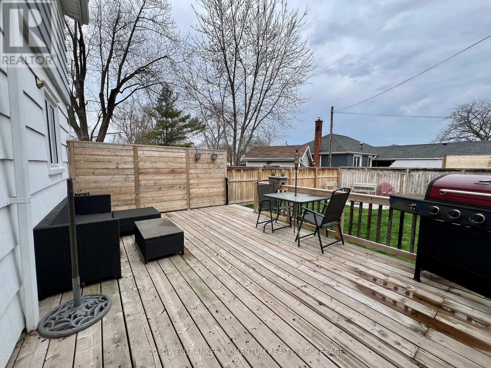 43 Beamer Avenue, St. Catharines (Bunting/linwell), Ontario  L2M 2L6 - Photo 35 - X12097722