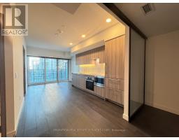 817 - 1 CONCORD CITYPLACE WAY, Toronto, Ontario