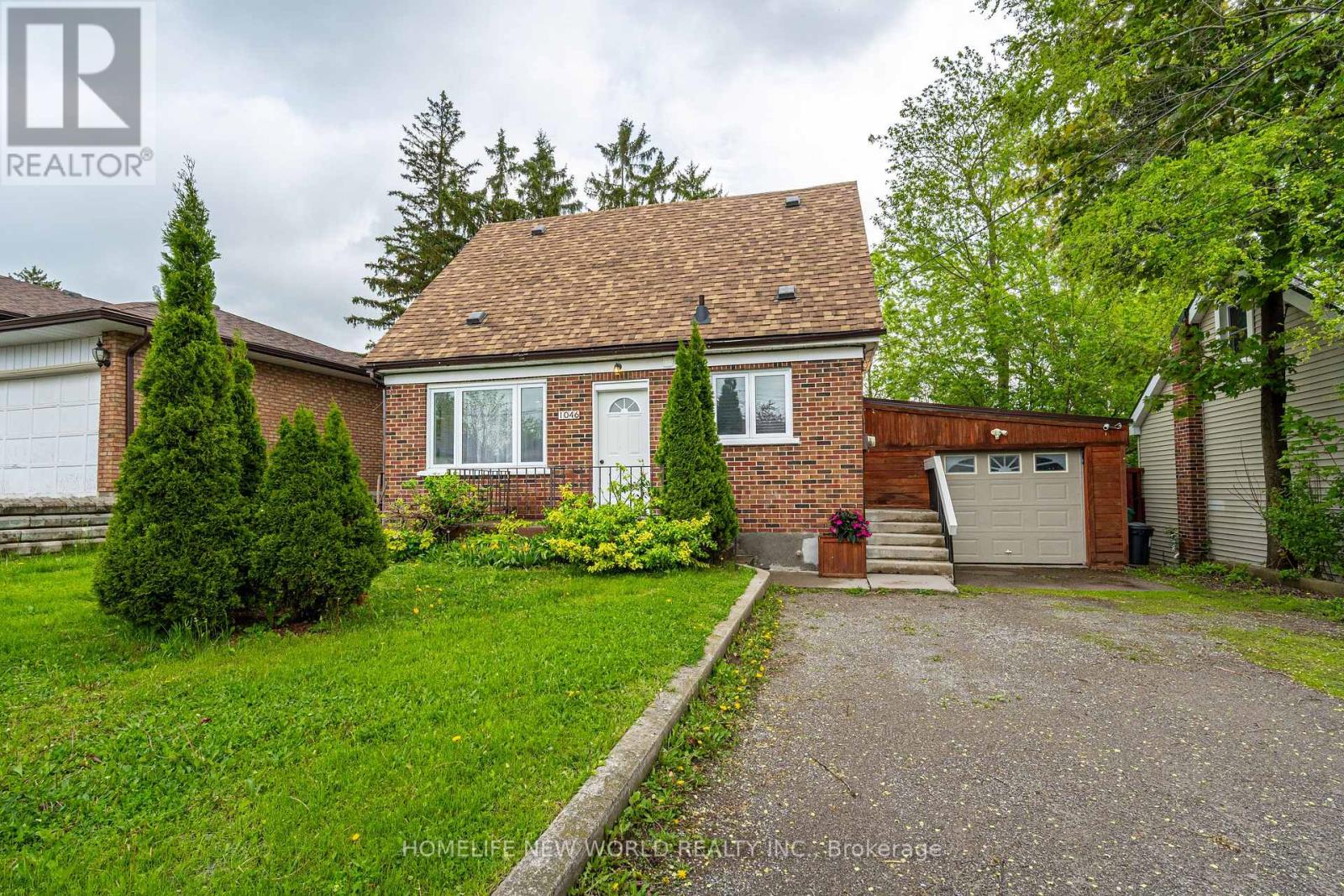 1046 Western Avenue, Peterborough Central, Ontario  K9J 5W4 - Photo 2 - X12156851