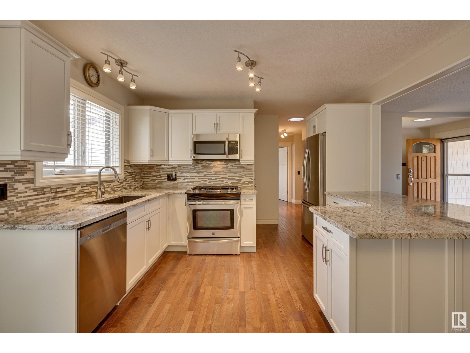 9431 74 St Nw Nw, Edmonton, Alberta  T6B 2B5 - Photo 18 - E4425456