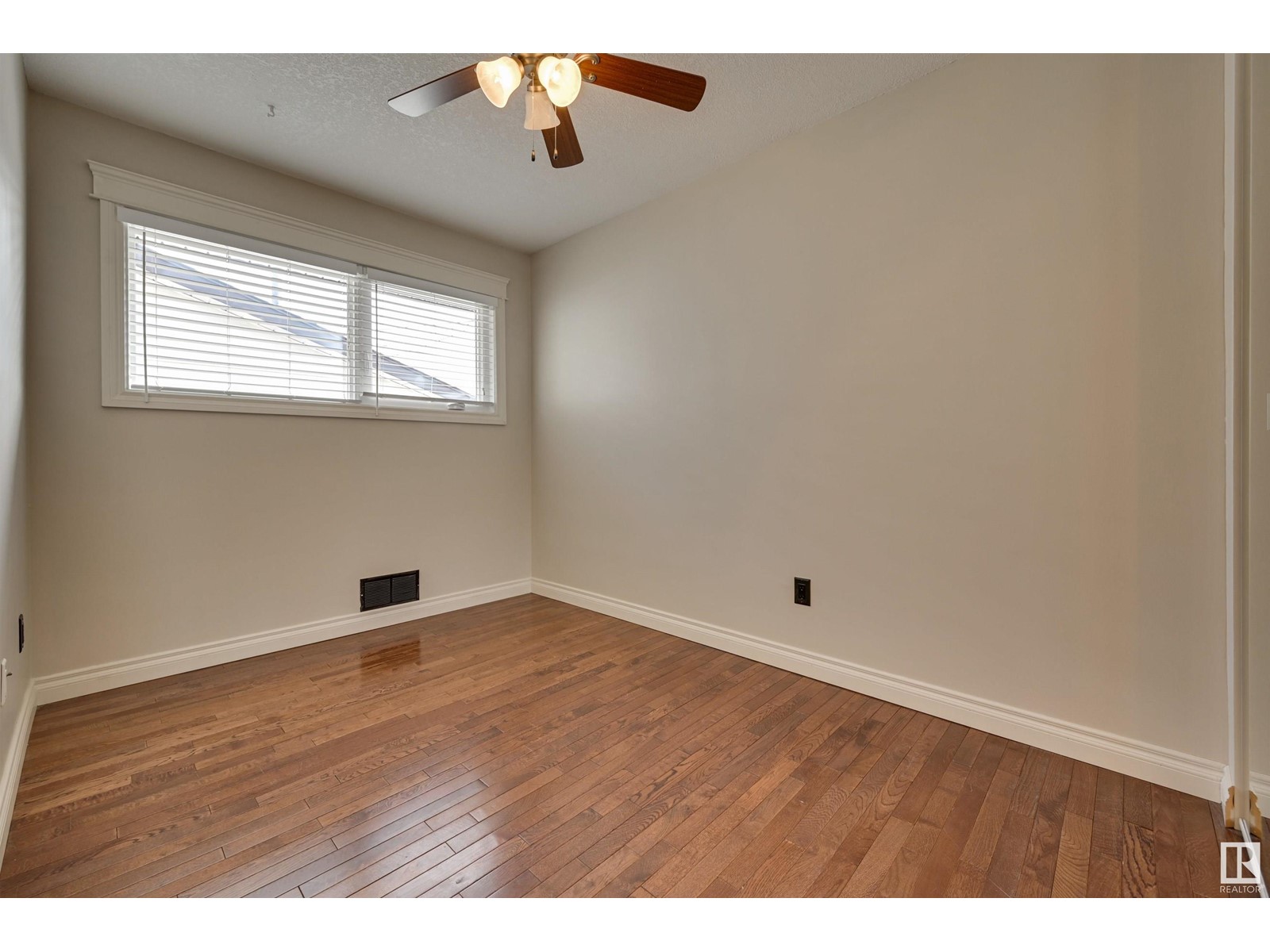 9431 74 St Nw Nw, Edmonton, Alberta  T6B 2B5 - Photo 31 - E4425456