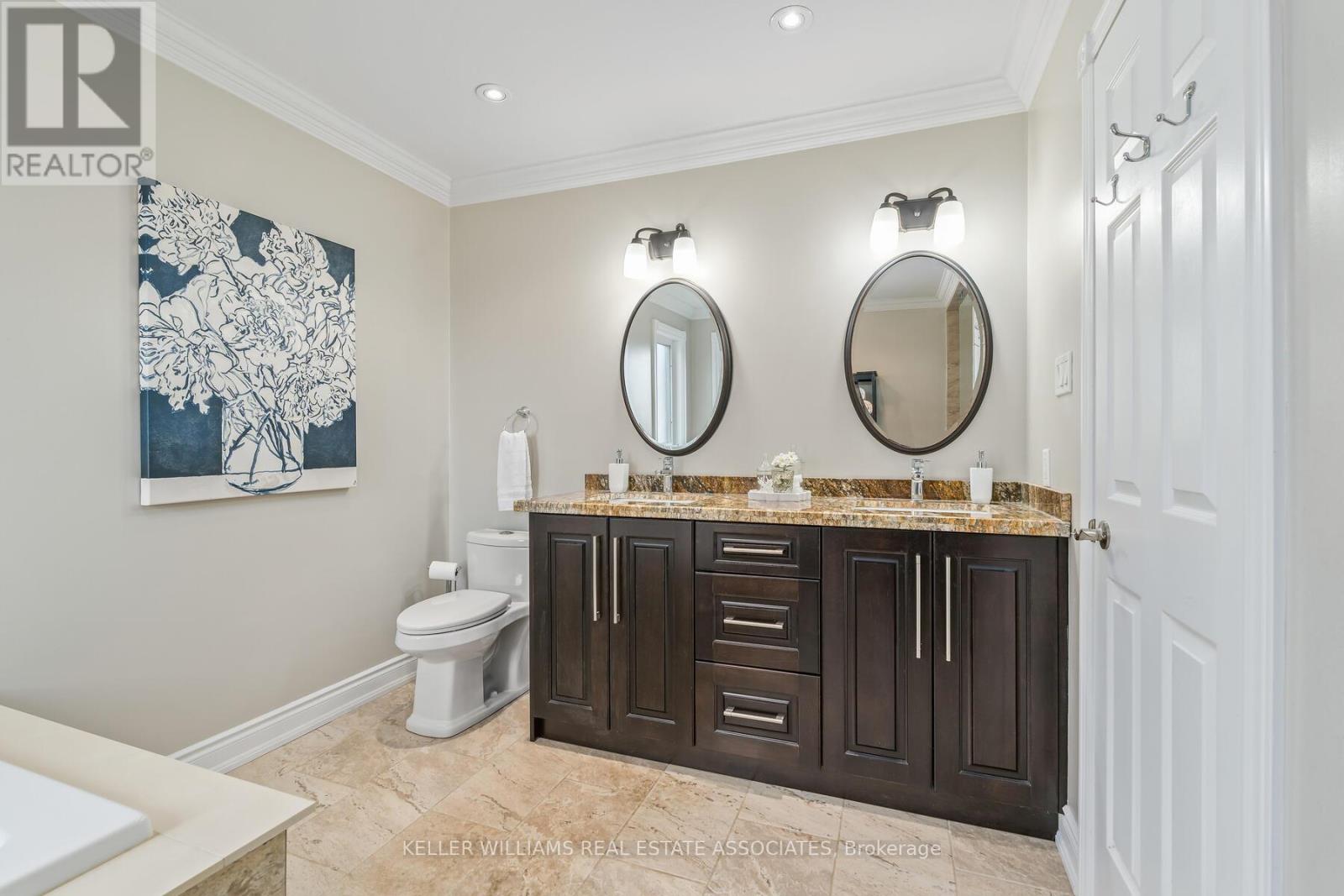 17 Oak Ridge Drive, Halton Hills, Ontario  L7G 5G6 - Photo 21 - W12138509
