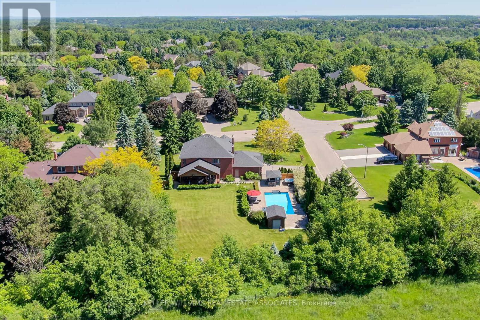 17 Oak Ridge Drive, Halton Hills, Ontario  L7G 5G6 - Photo 47 - W12138509