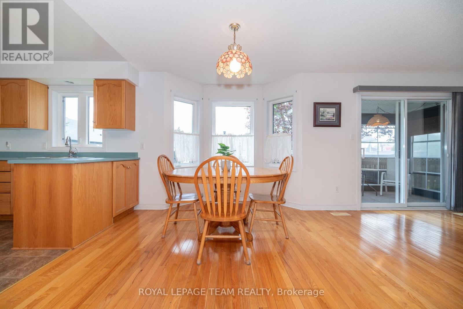 Property at 807 KEDROSKY DRIVE image 4