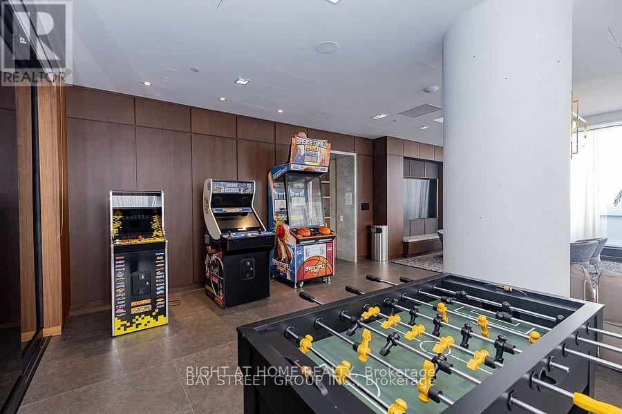 2901 - 950 Portage Parkway, Vaughan, Ontario  L4K 0J7 - Photo 7 - N12156860