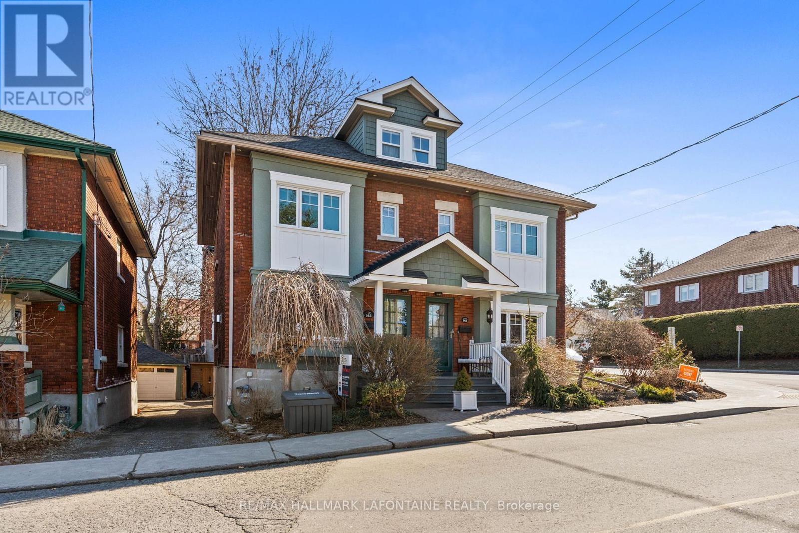 143 Blackburn Avenue, Ottawa, Ontario  K1N 8A6 - Photo 3 - X12135632