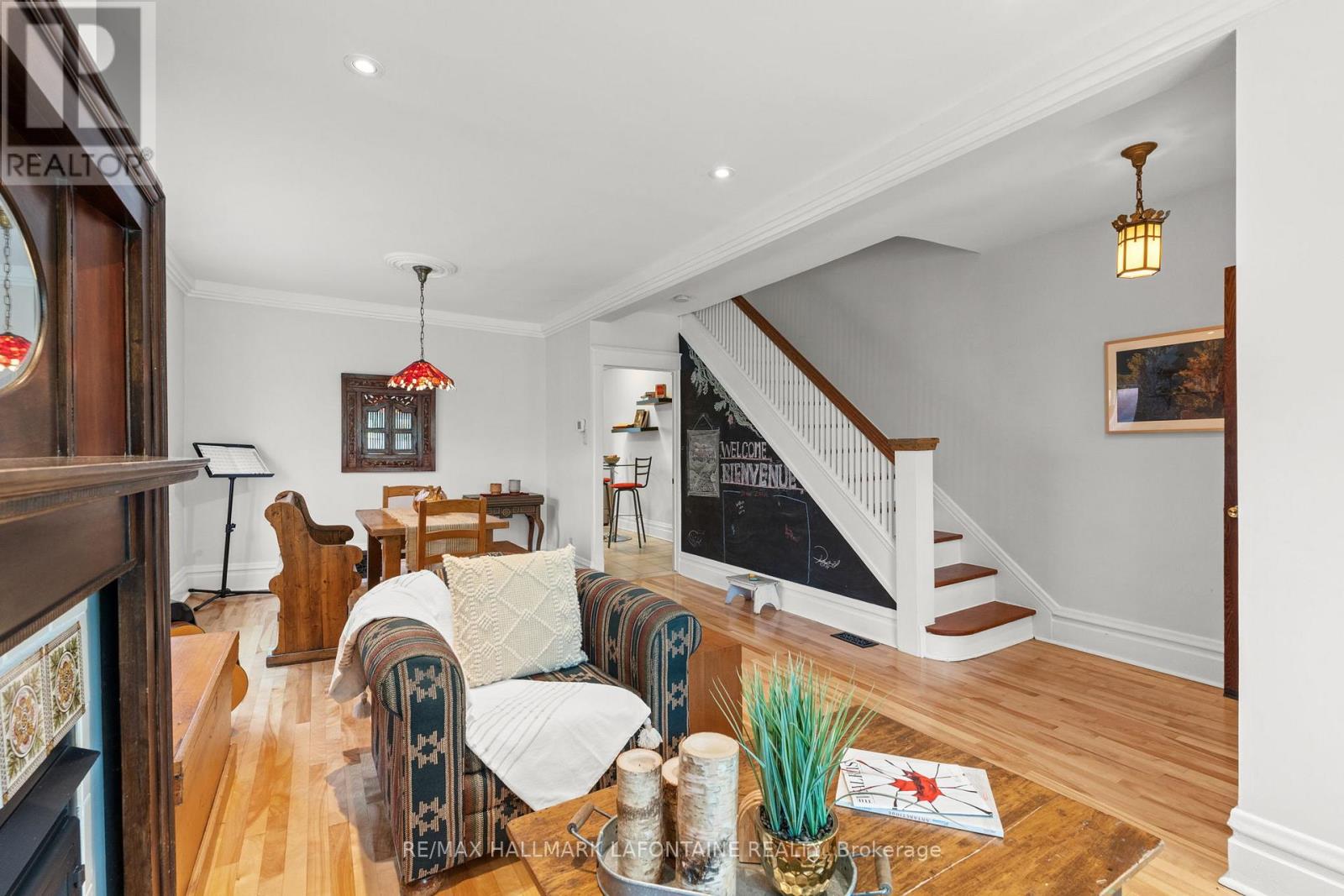 143 Blackburn Avenue, Ottawa, Ontario  K1N 8A6 - Photo 5 - X12135632