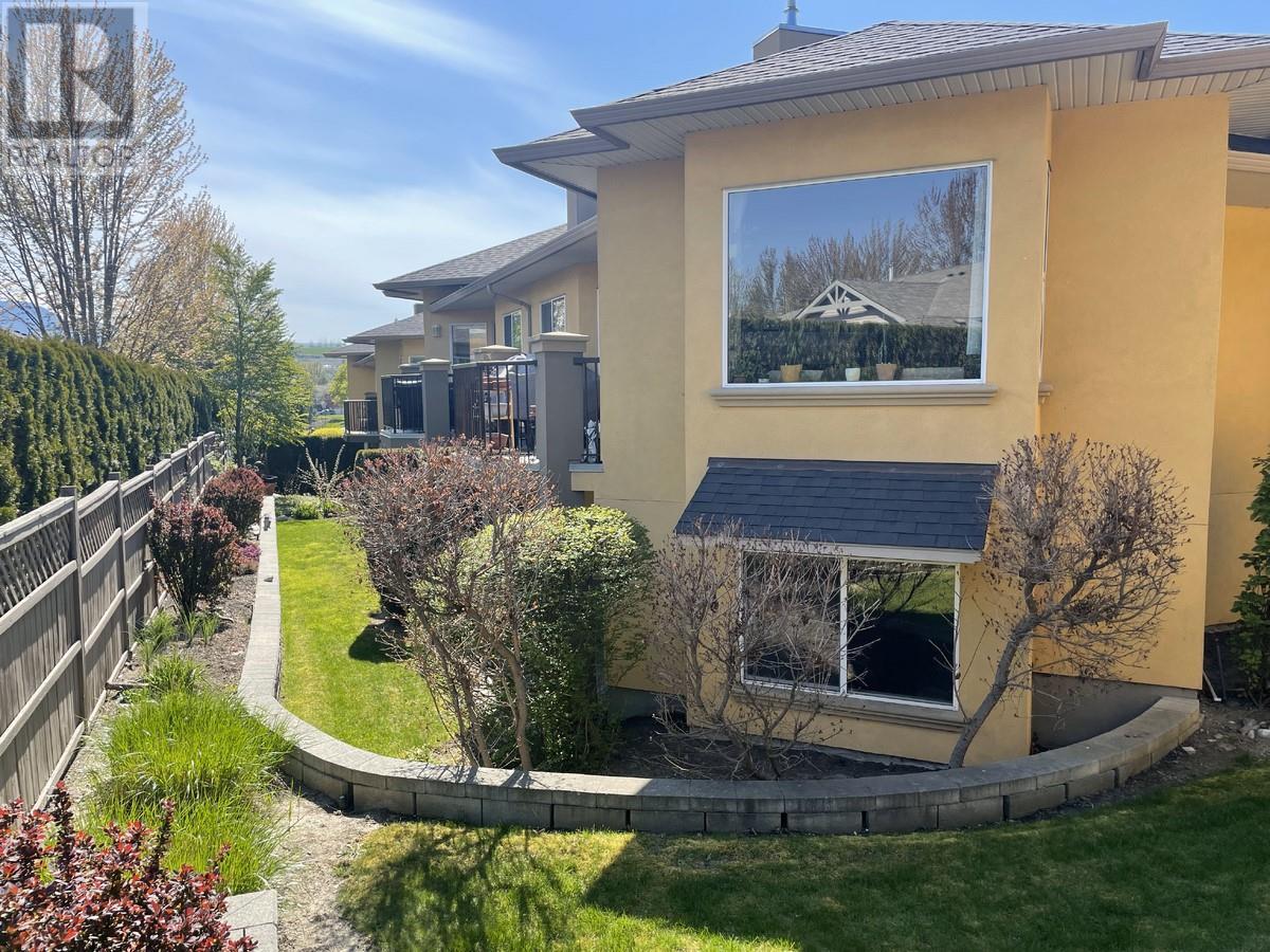 Property at 218 Glen Park Drive Unit# 31 image 2