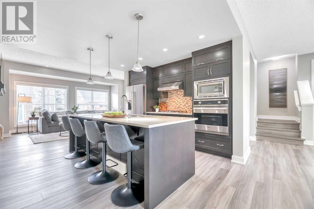 Property at 116 Victoria Cross Boulevard SW image 5