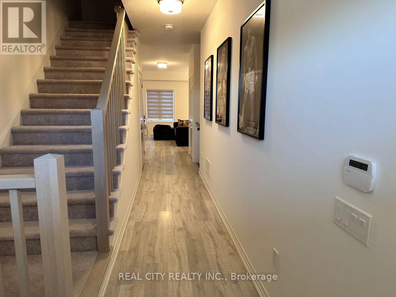 Property at 37 GEORGE BRIER DRIVE W image 3