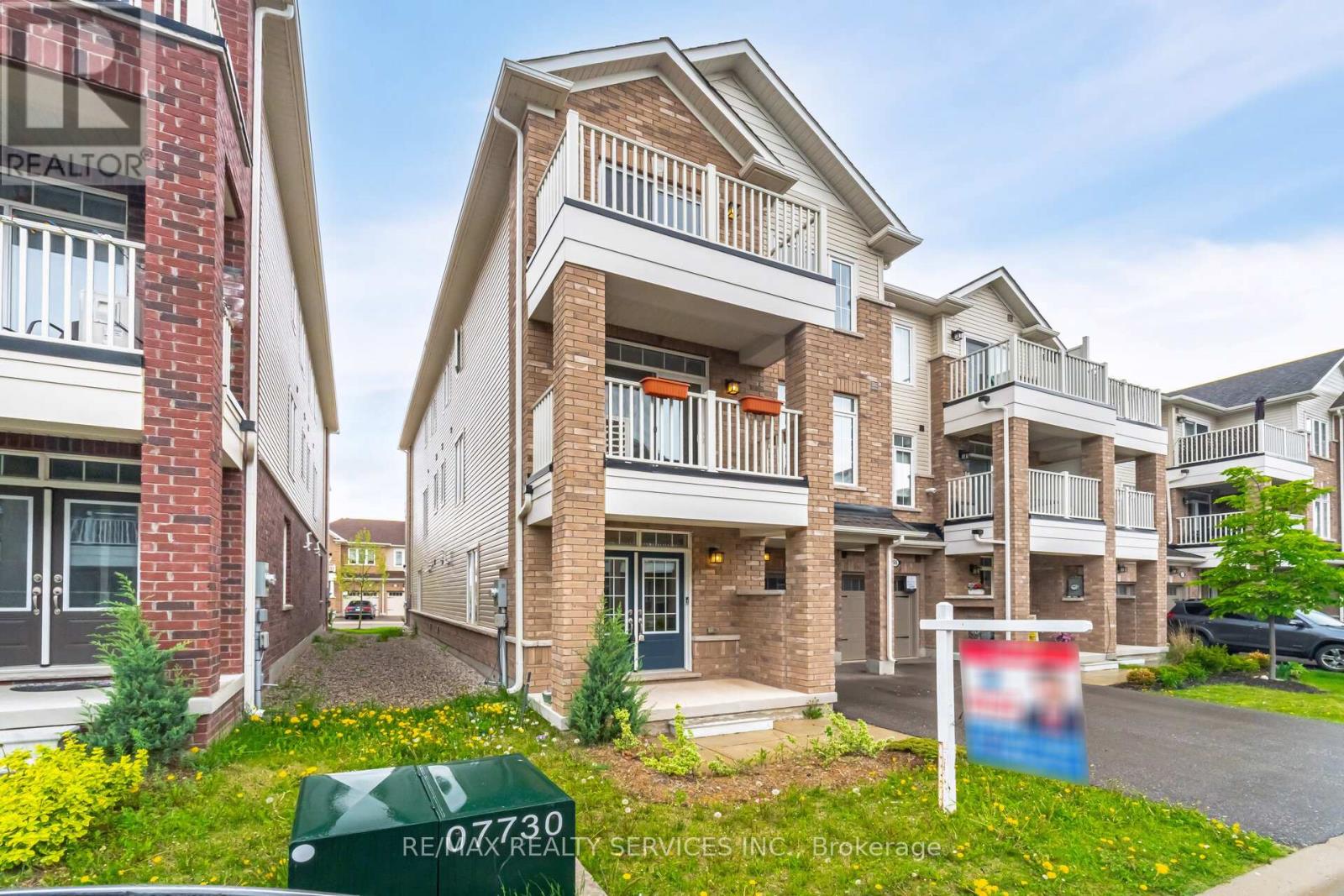 Property at 56 - 113 HARTLEY AVENUE image 3