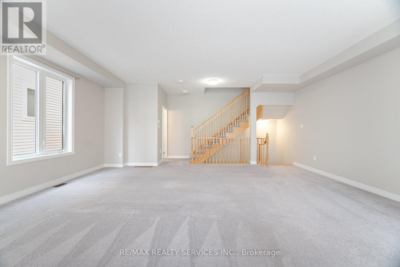 113 Hartley Avenue, Brant, Ontario  N3L 0K8 - Photo 12 - X12155931
