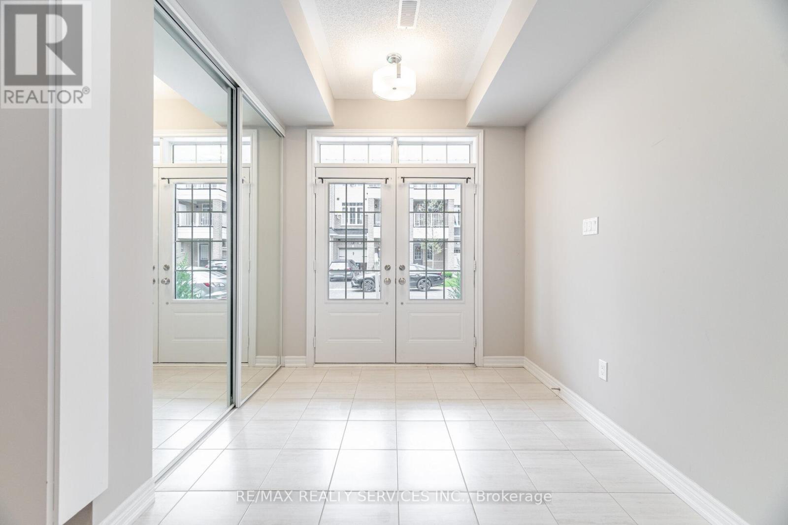 Property at 56 - 113 HARTLEY AVENUE image 5