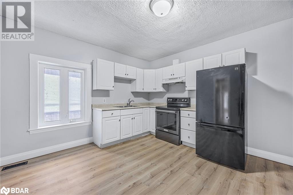66 Matchedash Street S, Orillia, Ontario  L3V 4W5 - Photo 7 - 40729947