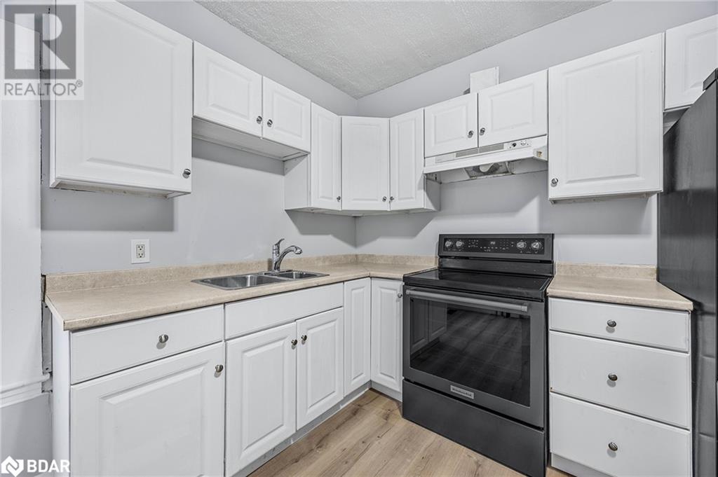 66 Matchedash Street S, Orillia, Ontario  L3V 4W5 - Photo 8 - 40729947