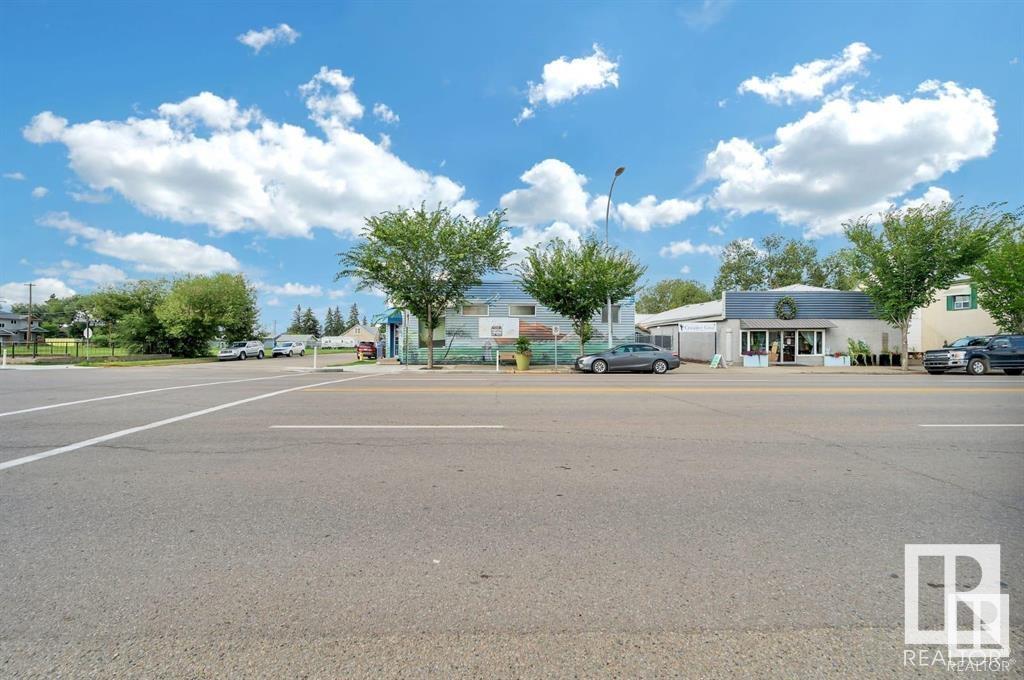 10130 100 Av, Morinville, Alberta  T8R 1P8 - Photo 4 - E4437229