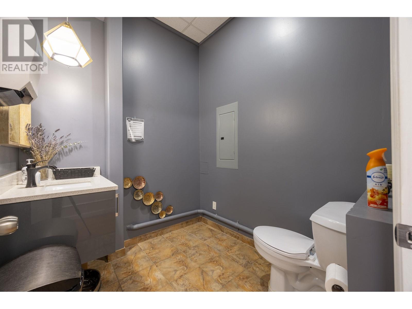 101 6983 Kingsway, Burnaby, British Columbia  V5E 1E5 - Photo 16 - C8069128