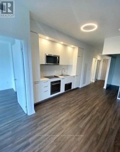1015 - 75 Canterbury Place, Toronto (Willowdale West), Ontario  M2N 2N1 - Photo 6 - C12132995
