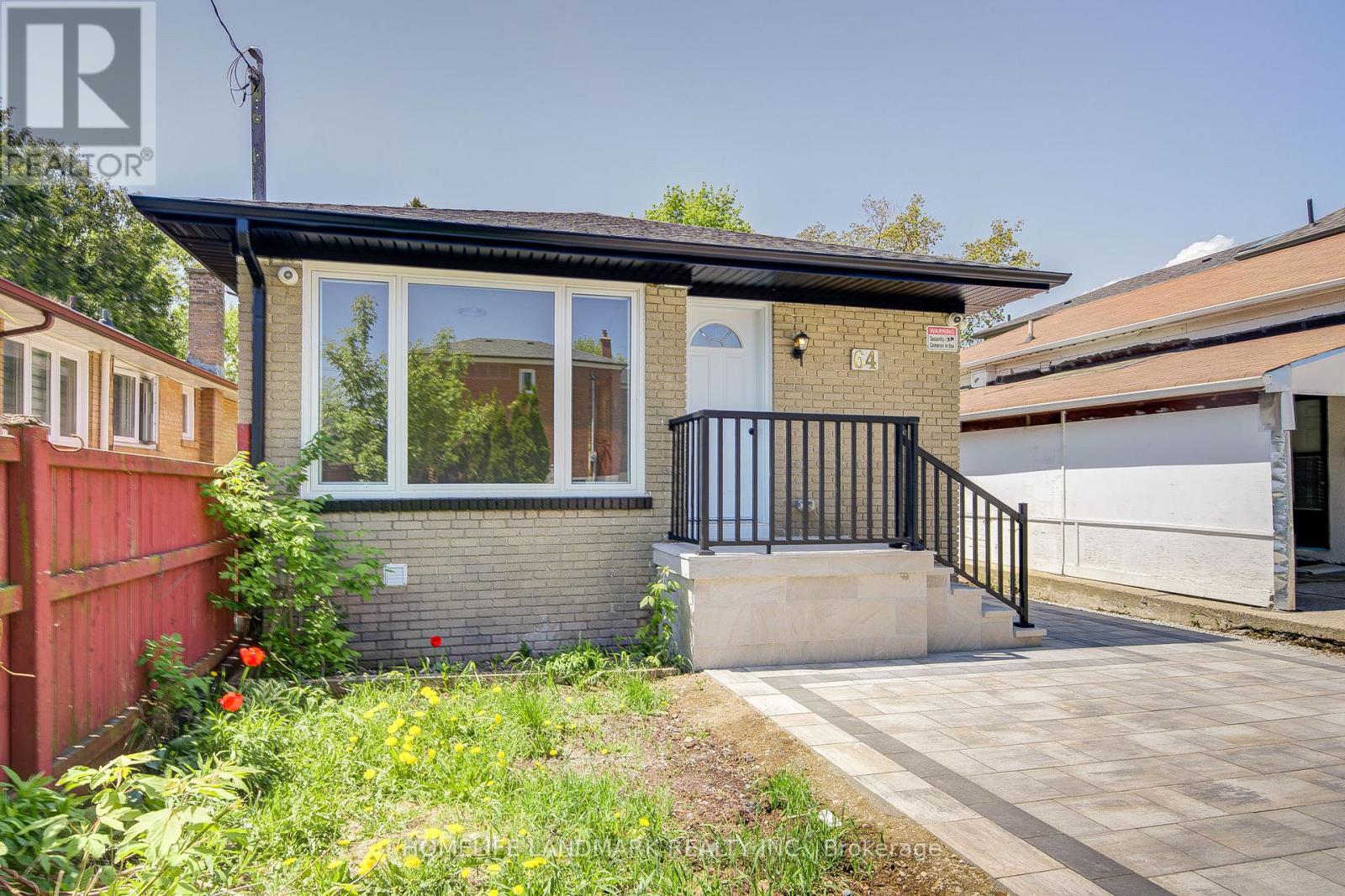 64 Laurel Avenue, Toronto, Ontario  M1K 3J6 - Photo 5 - E12155647