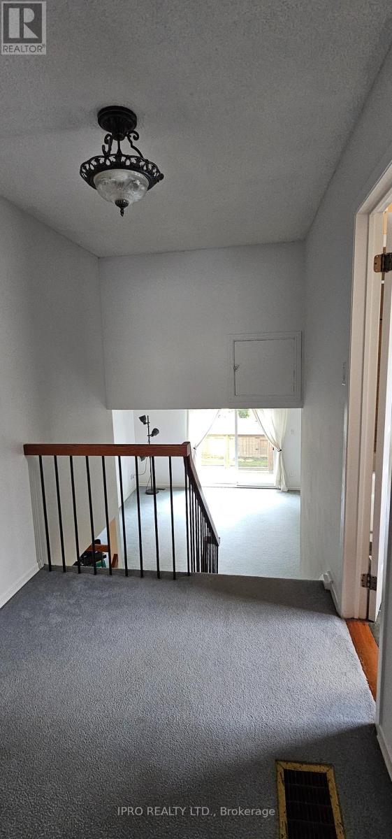 12 Simmons Boulevard, Brampton (Madoc), Ontario  L6V 3V5 - Photo 20 - W12050860