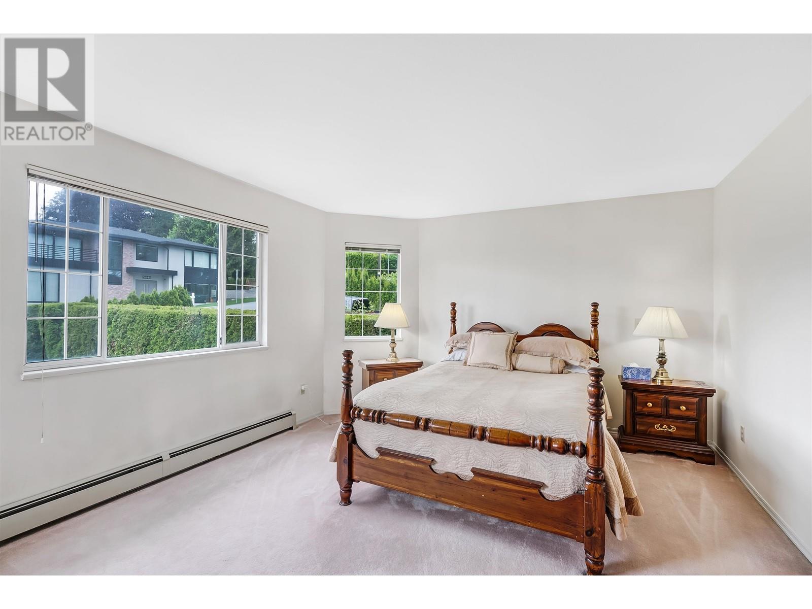 5655 Laurel Street, Burnaby, British Columbia  V5G 1N4 - Photo 11 - R3004073