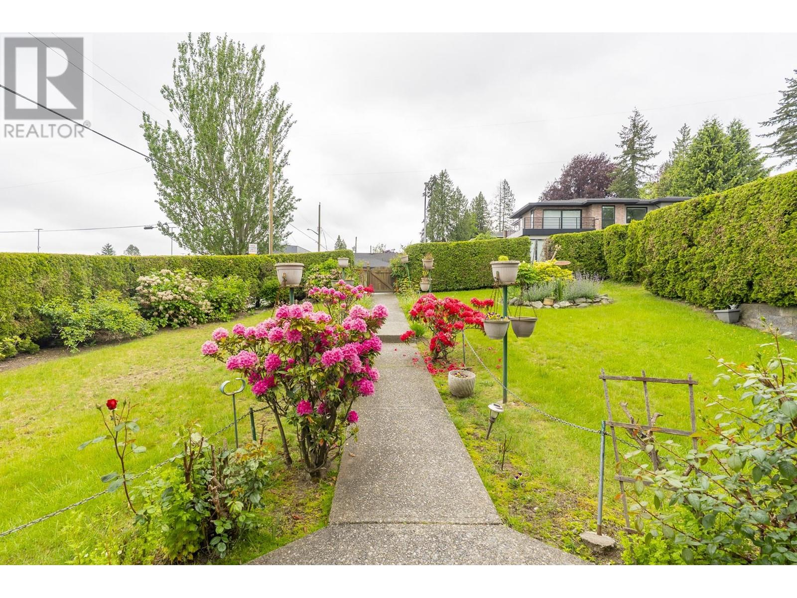 5655 Laurel Street, Burnaby, British Columbia  V5G 1N4 - Photo 32 - R3004073