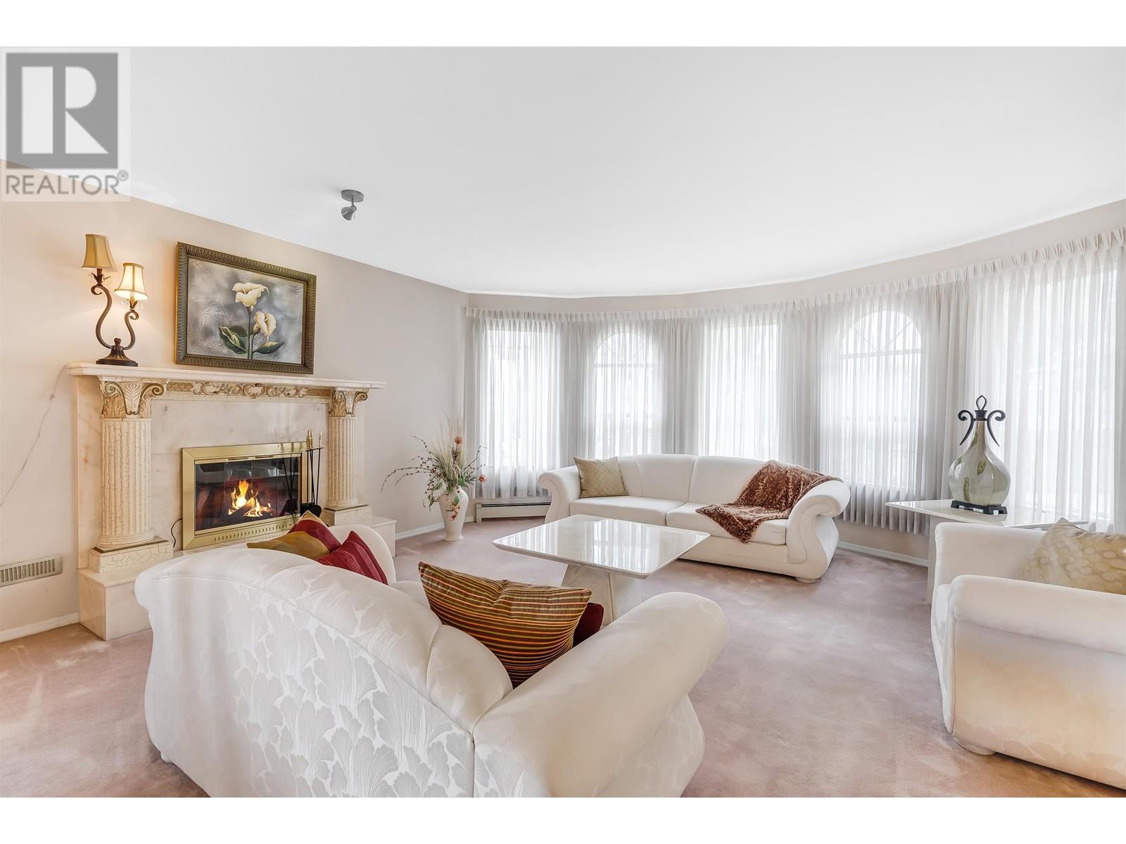 5655 Laurel Street, Burnaby, British Columbia  V5G 1N4 - Photo 4 - R3004073