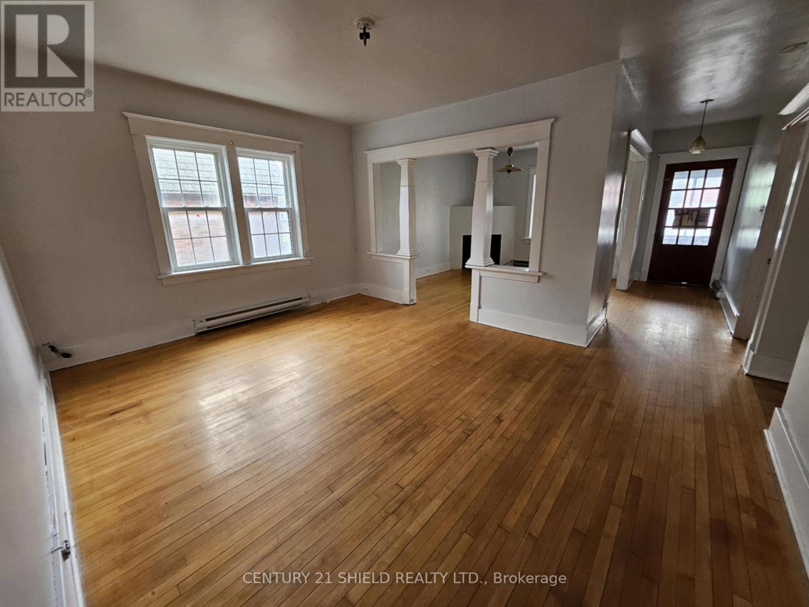 Property at 125 MARLBOROUGH STREET image 3