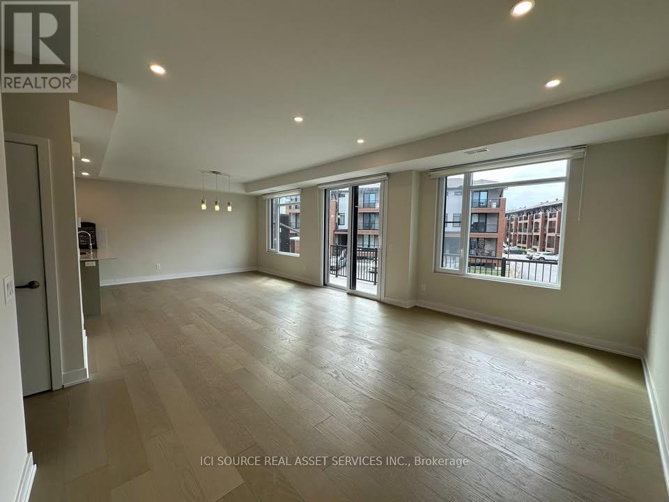 306 Rhonda Stewart Private, Ottawa, Ontario  K2S 1B9 - Photo 2 - X12156893