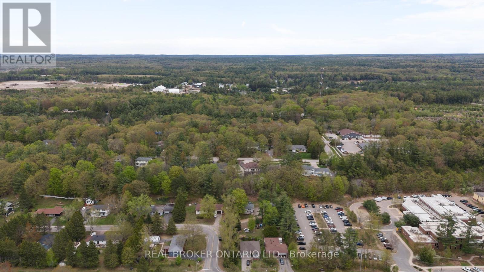 5 Wilshier Boulevard, Bracebridge, Ontario  P1L 1K9 - Photo 48 - X12156895