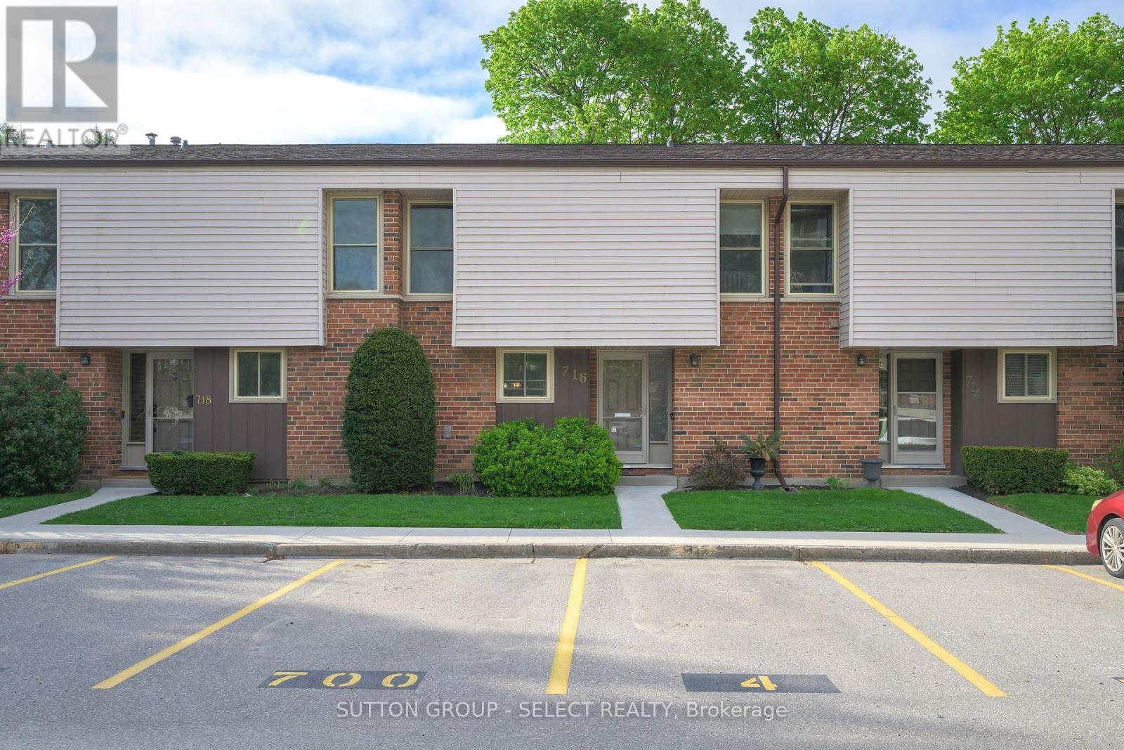 716 FANSHAWE PARK ROAD E, London North, Ontario