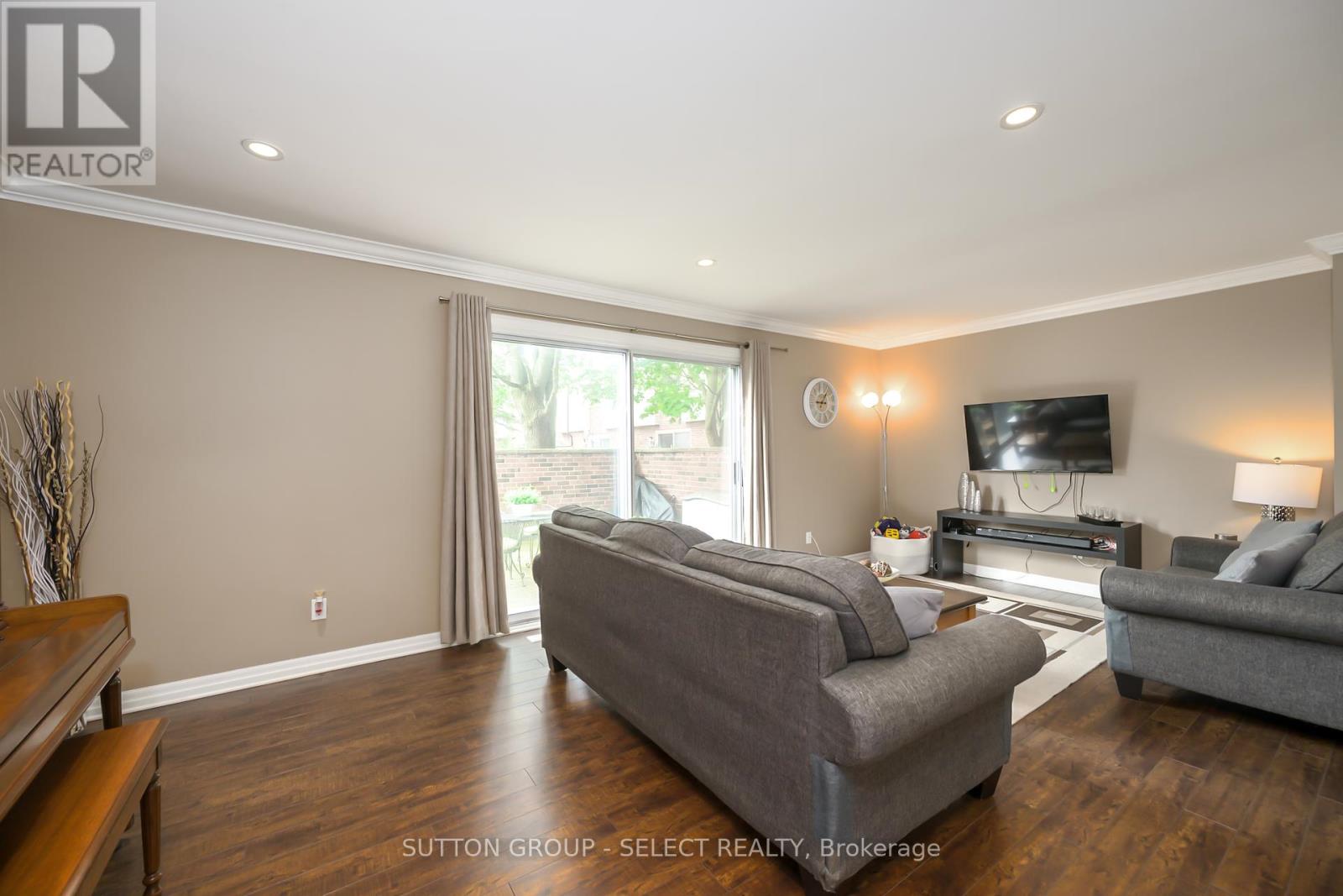 716 Fanshawe Park Road E, London North, Ontario  N5X 2B9 - Photo 19 - X12156902