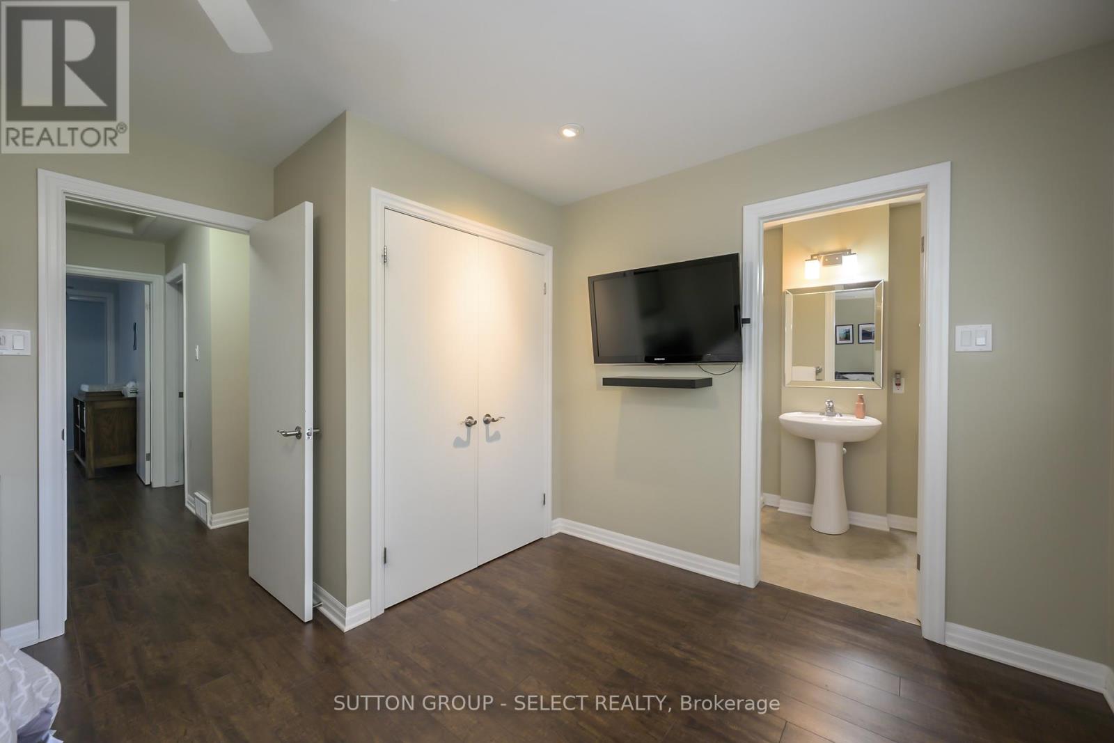 716 Fanshawe Park Road E, London North, Ontario  N5X 2B9 - Photo 22 - X12156902