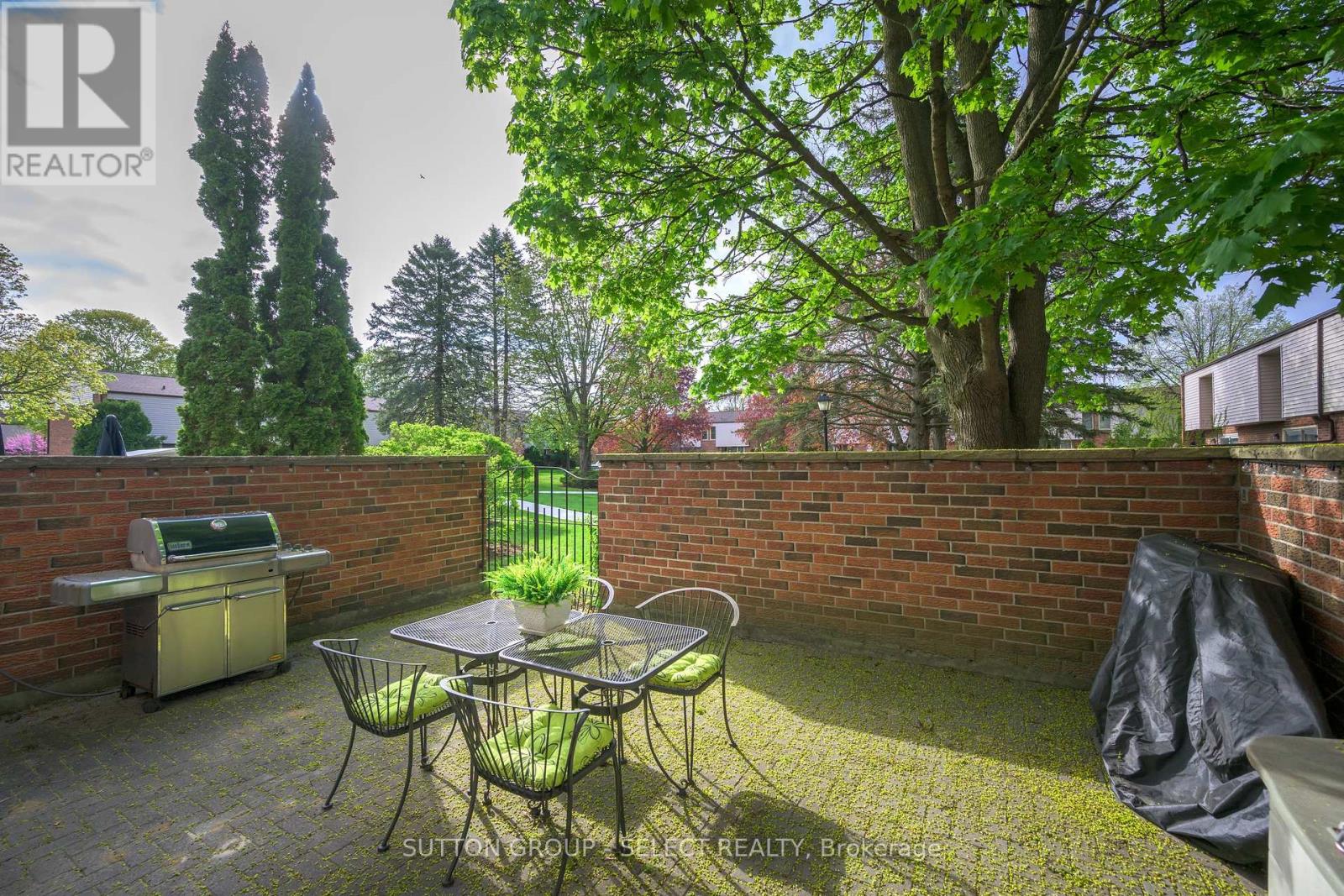 716 Fanshawe Park Road E, London North, Ontario  N5X 2B9 - Photo 7 - X12156902