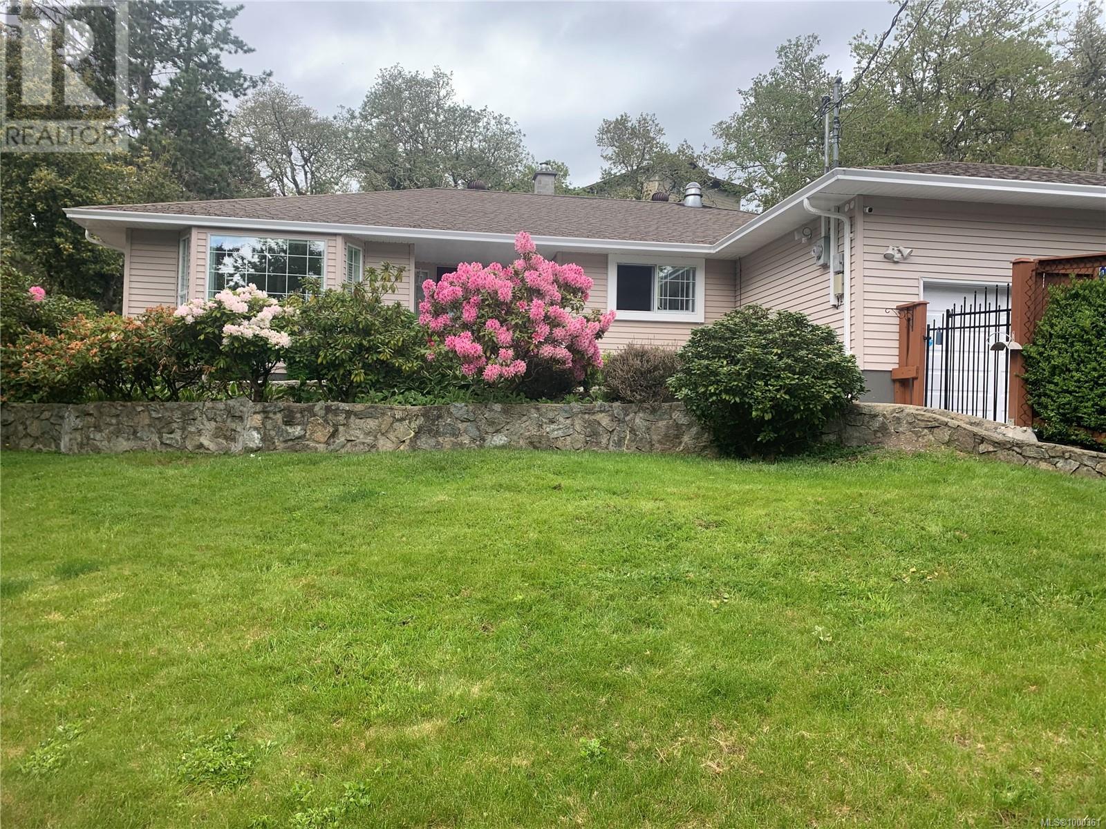 Property at 1018 Benvenuto Ave image 2