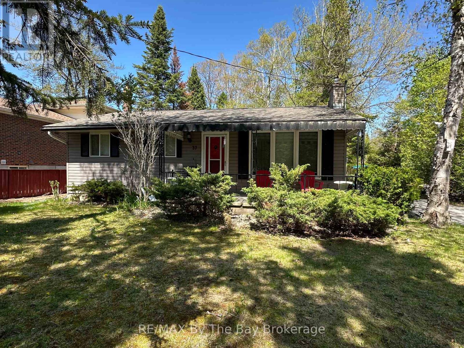 Property at 37 37TH STREET N image 1