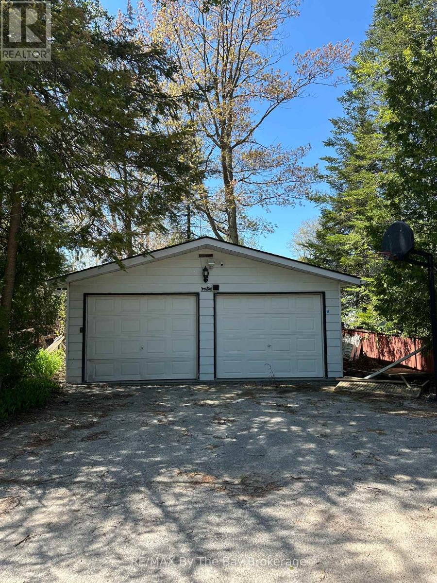 Property at 37 37TH STREET N image 4