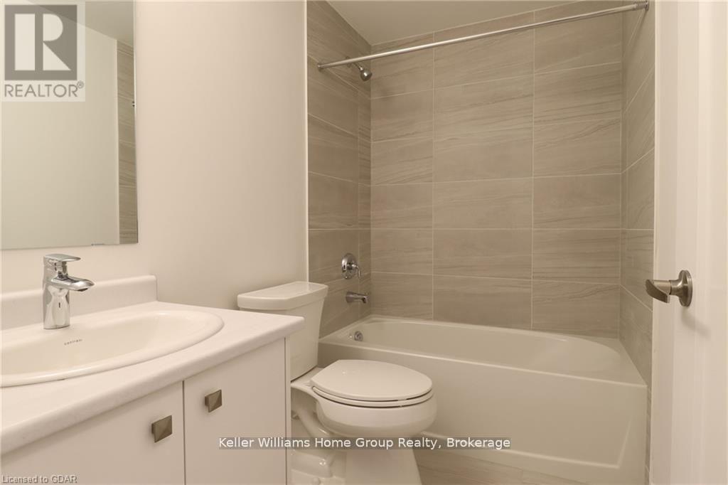 A15 - 10 Palace Street, Kitchener, Ontario N2E 0J3 - Photo 14 - X12156923