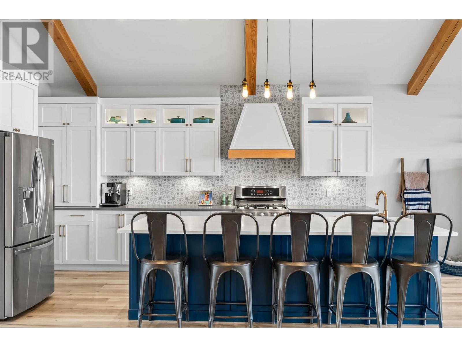 319 Lakeshore Drive, Chase, British Columbia  v0e 1m0 - Photo 3 - 10342981