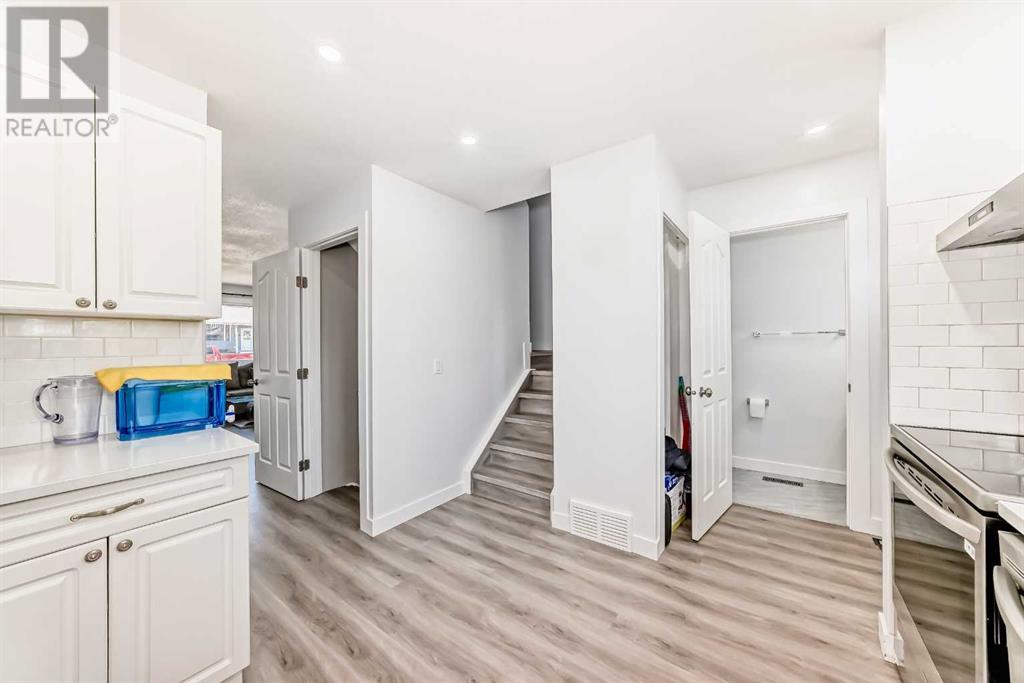 Property at 824 Madeira Drive NE image 5
