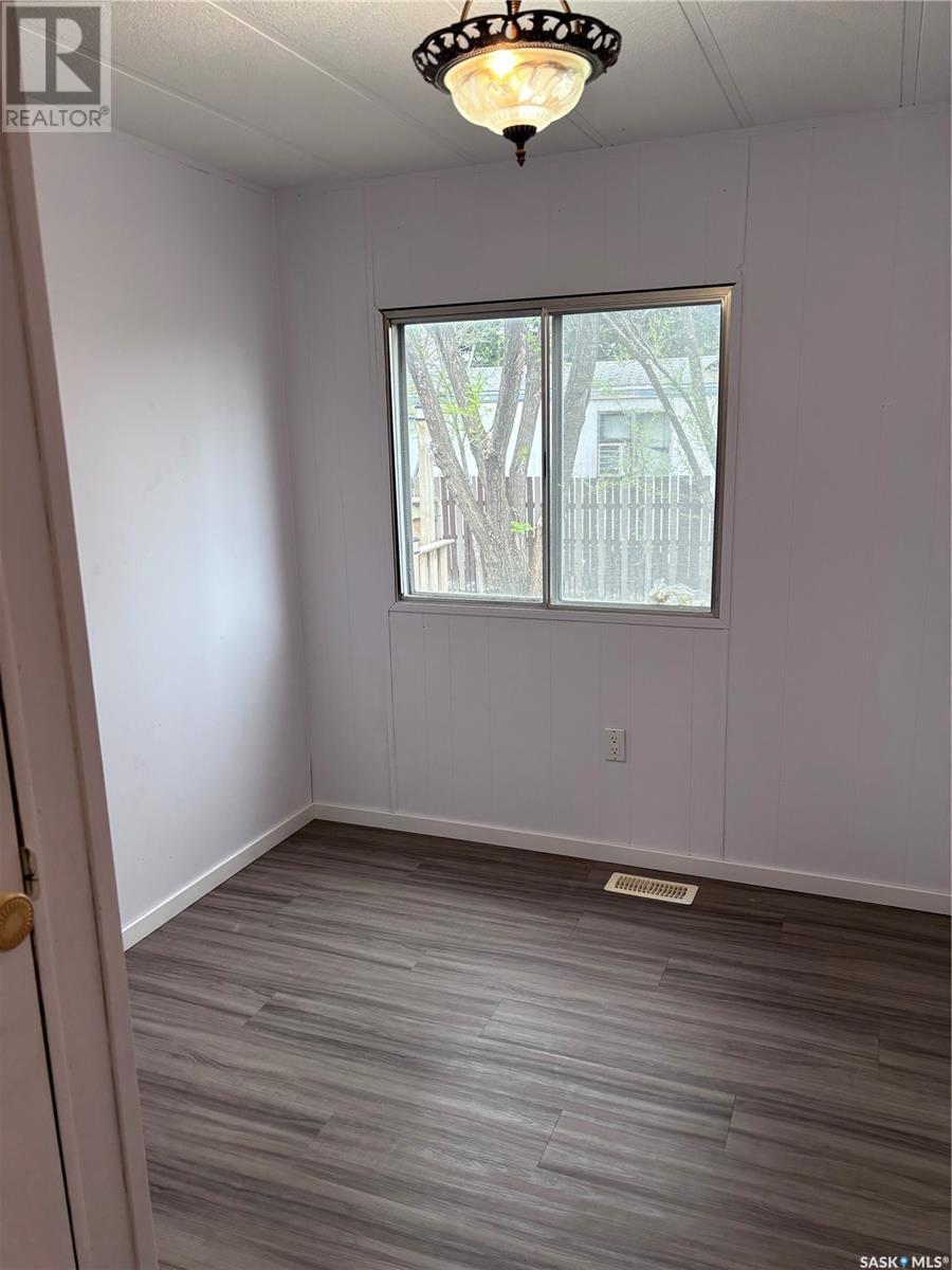 55 Ponderosa, Swift Current, Saskatchewan  S9H 3X6 - Photo 19 - SK006267