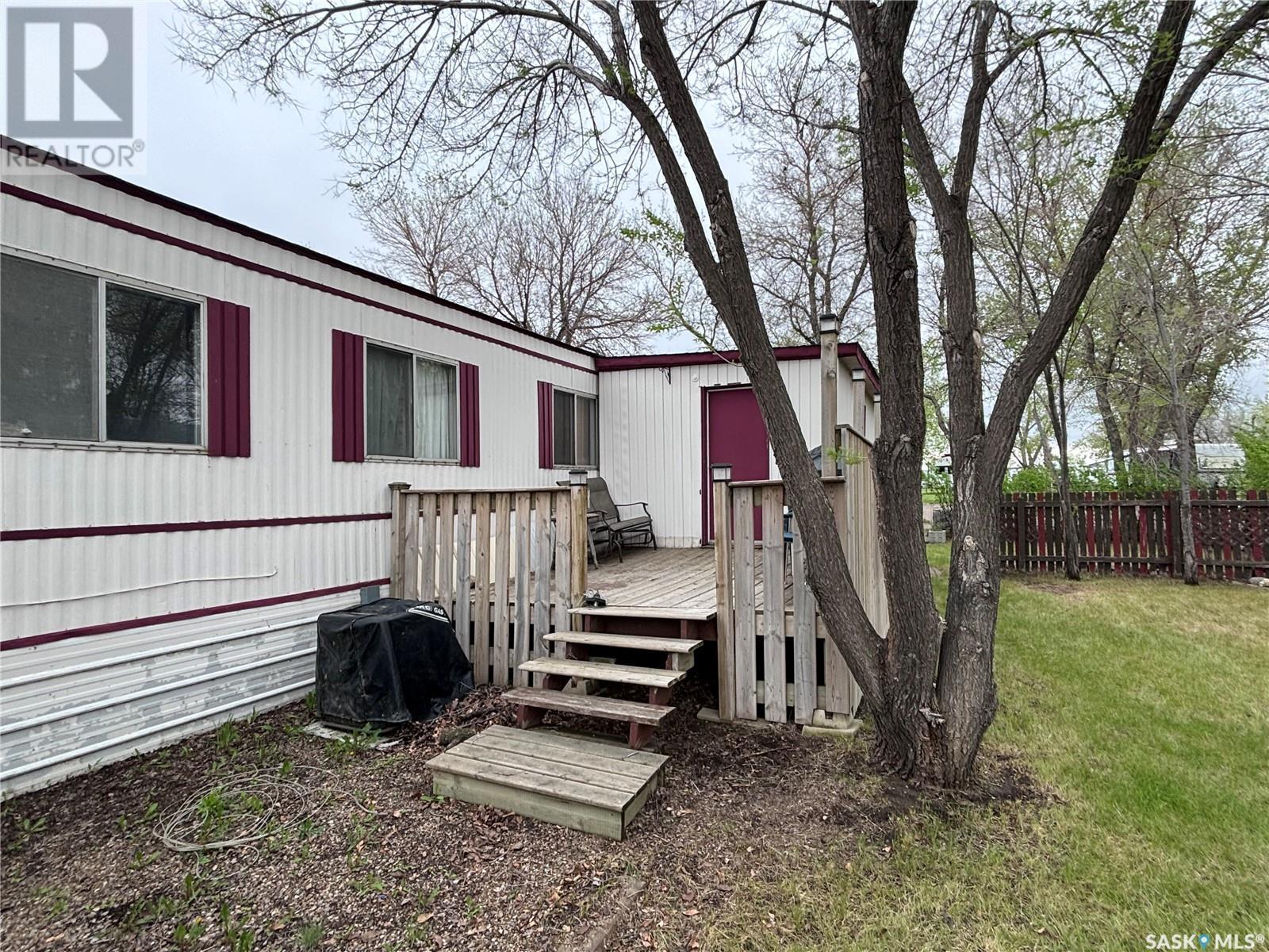 55 Ponderosa, Swift Current, Saskatchewan  S9H 3X6 - Photo 8 - SK006267