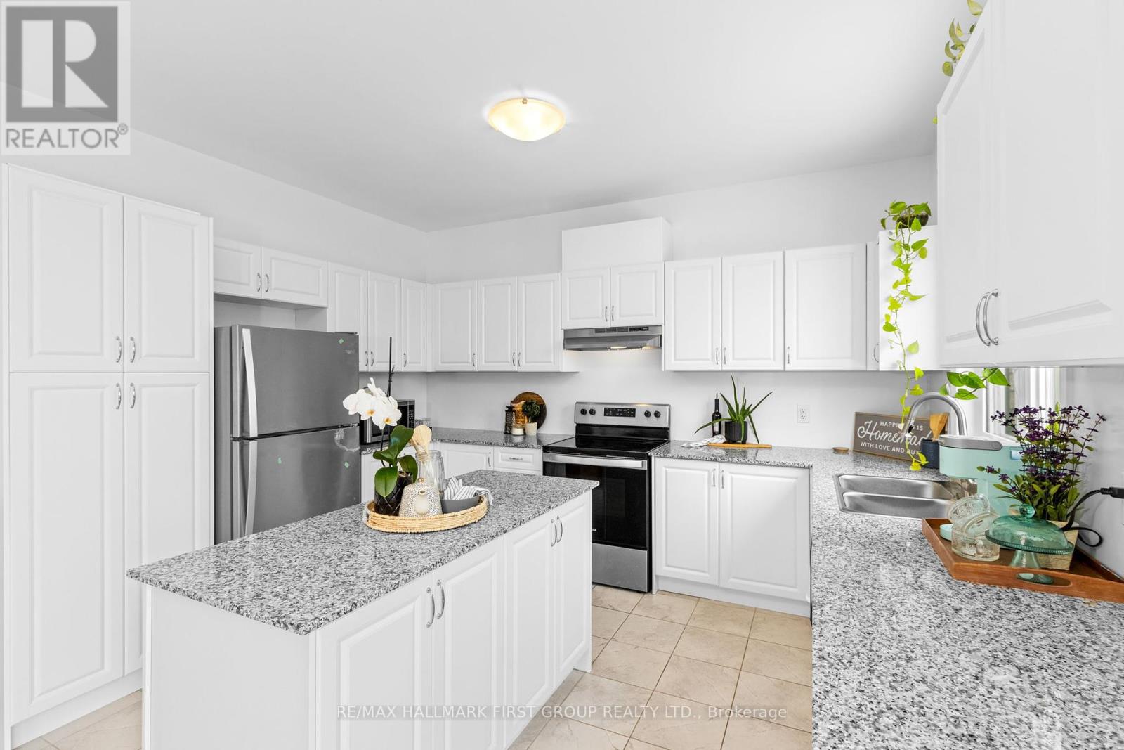 27 Corbett Street, Southgate, Ontario  N0C 1B0 - Photo 11 - X12156910