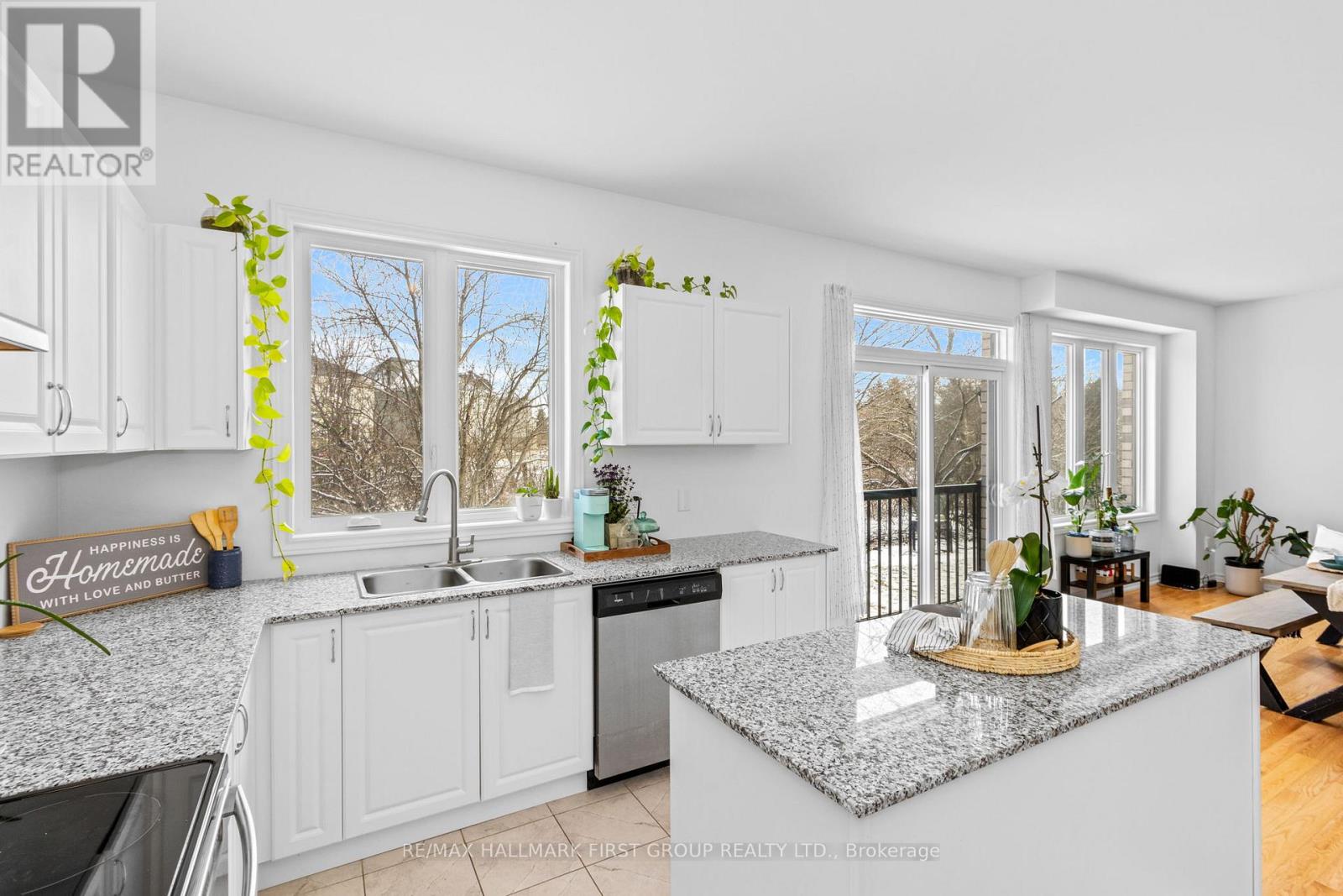 27 Corbett Street, Southgate, Ontario  N0C 1B0 - Photo 12 - X12156910
