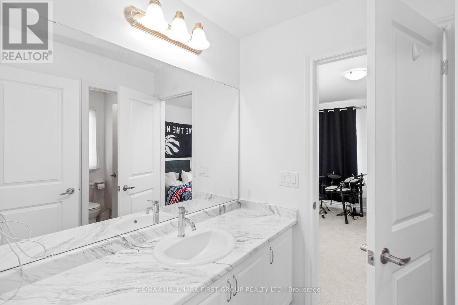 27 Corbett Street, Southgate, Ontario  N0C 1B0 - Photo 29 - X12156910