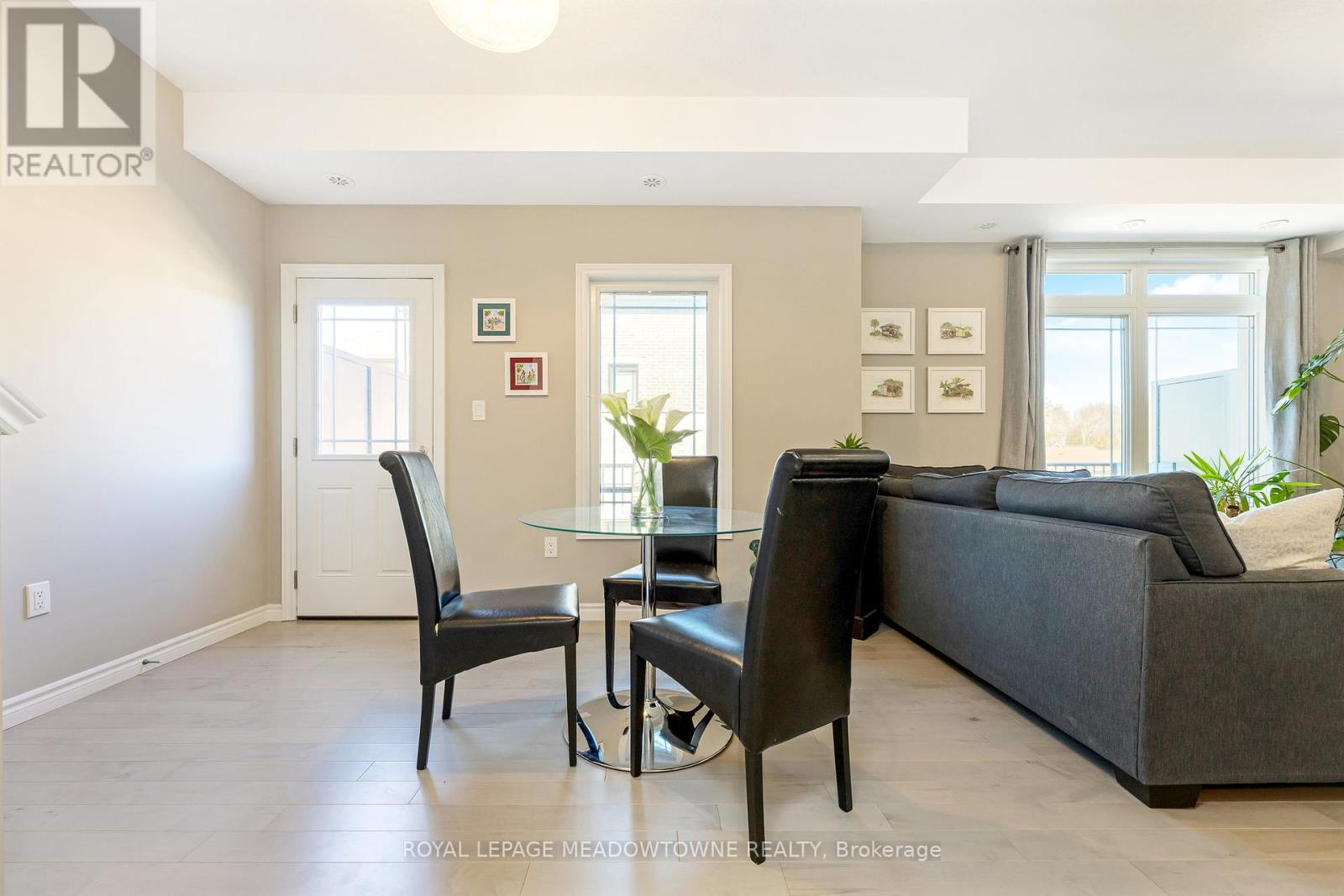 7 - 107 Westra Drive, Guelph (Willow West/sugarbush/west Acres), Ontario  N1K 0A5 - Photo 15 - X12156913